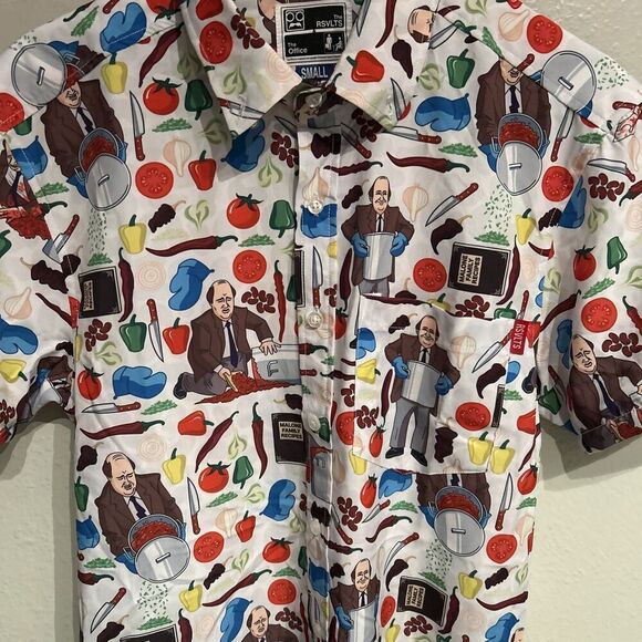RSVLTS The Office Shirt Small Kunuflex Kevins Famous Chili Malone Family Recipe - Picture 2 of 8
